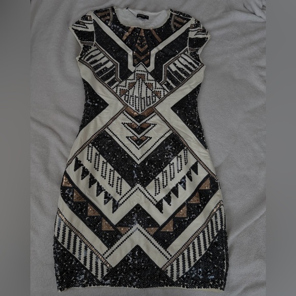 Express Dresses & Skirts - Express Geometric Sequin Mini Dress - Black, White, Tan